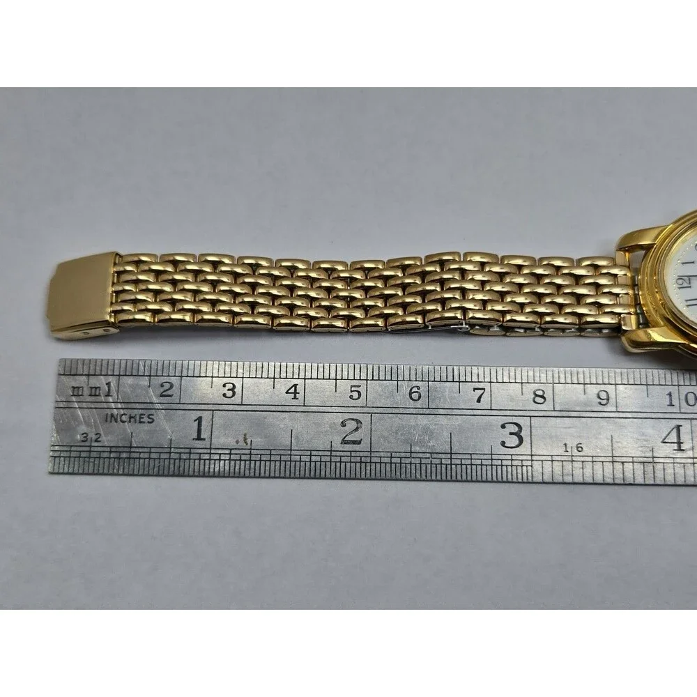 Womens Vintage ESQ Esquire by Movado Swiss Quartz Gold Tone Watch New Battery